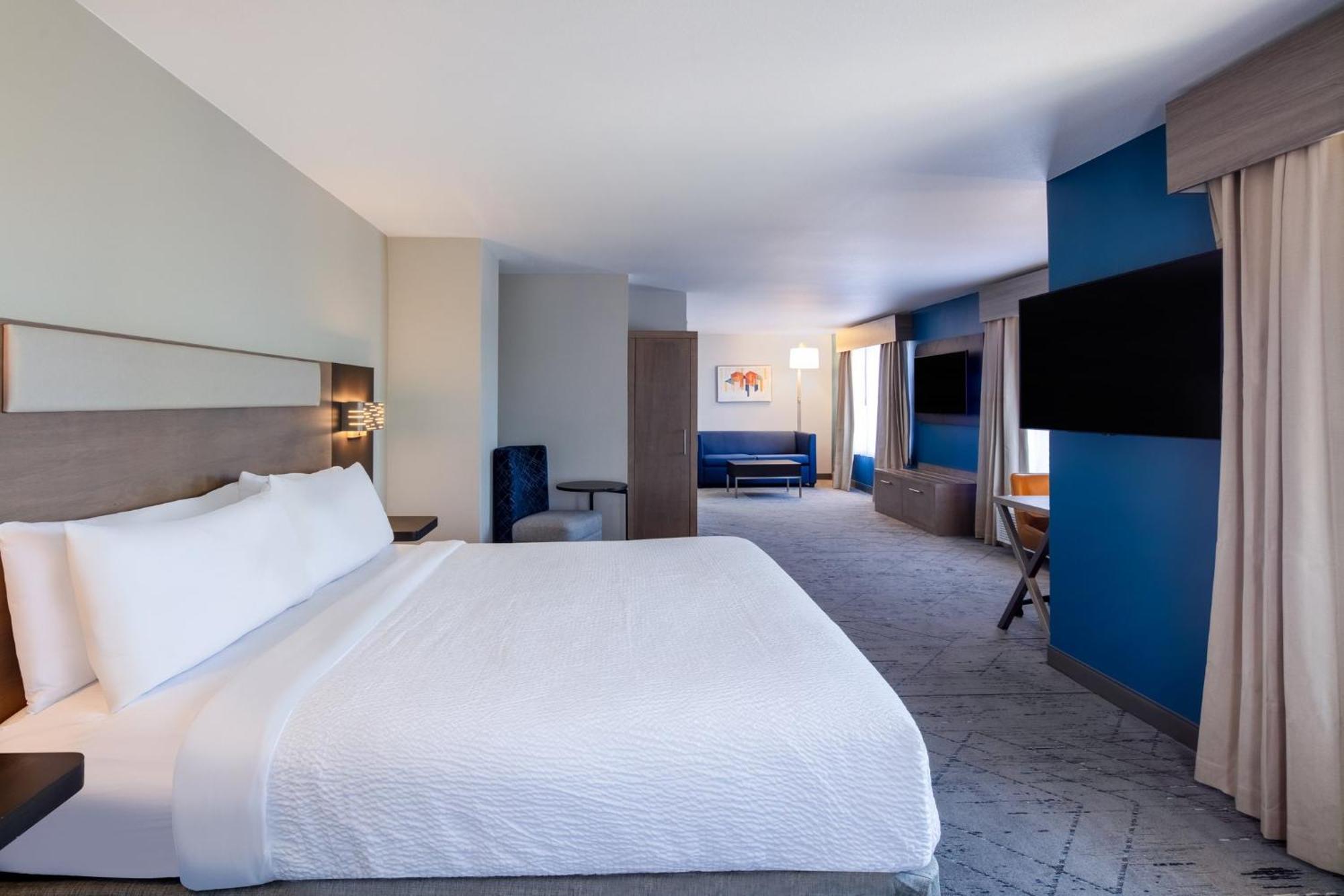 Holiday Inn Express Turlock By Ihg Экстерьер фото