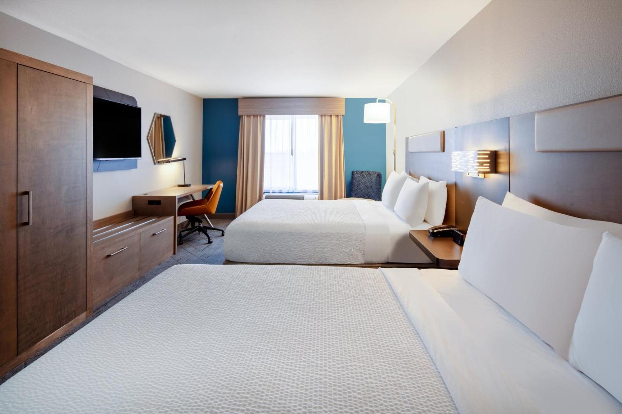 Holiday Inn Express Turlock By Ihg Экстерьер фото