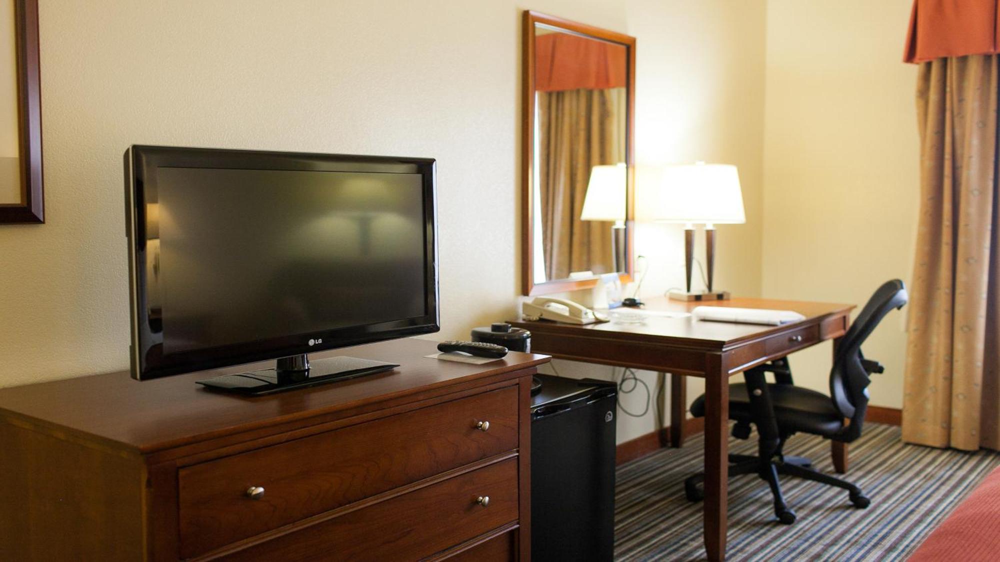 Holiday Inn Express Turlock By Ihg Экстерьер фото
