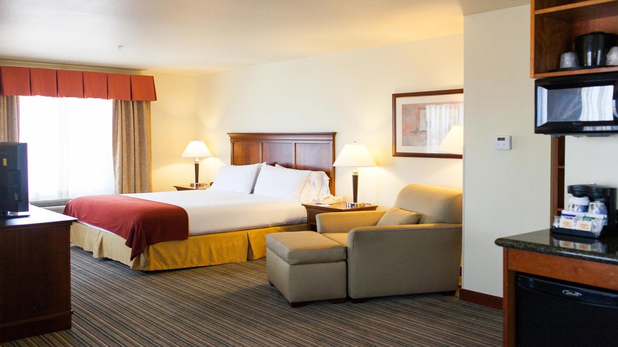Holiday Inn Express Turlock By Ihg Экстерьер фото