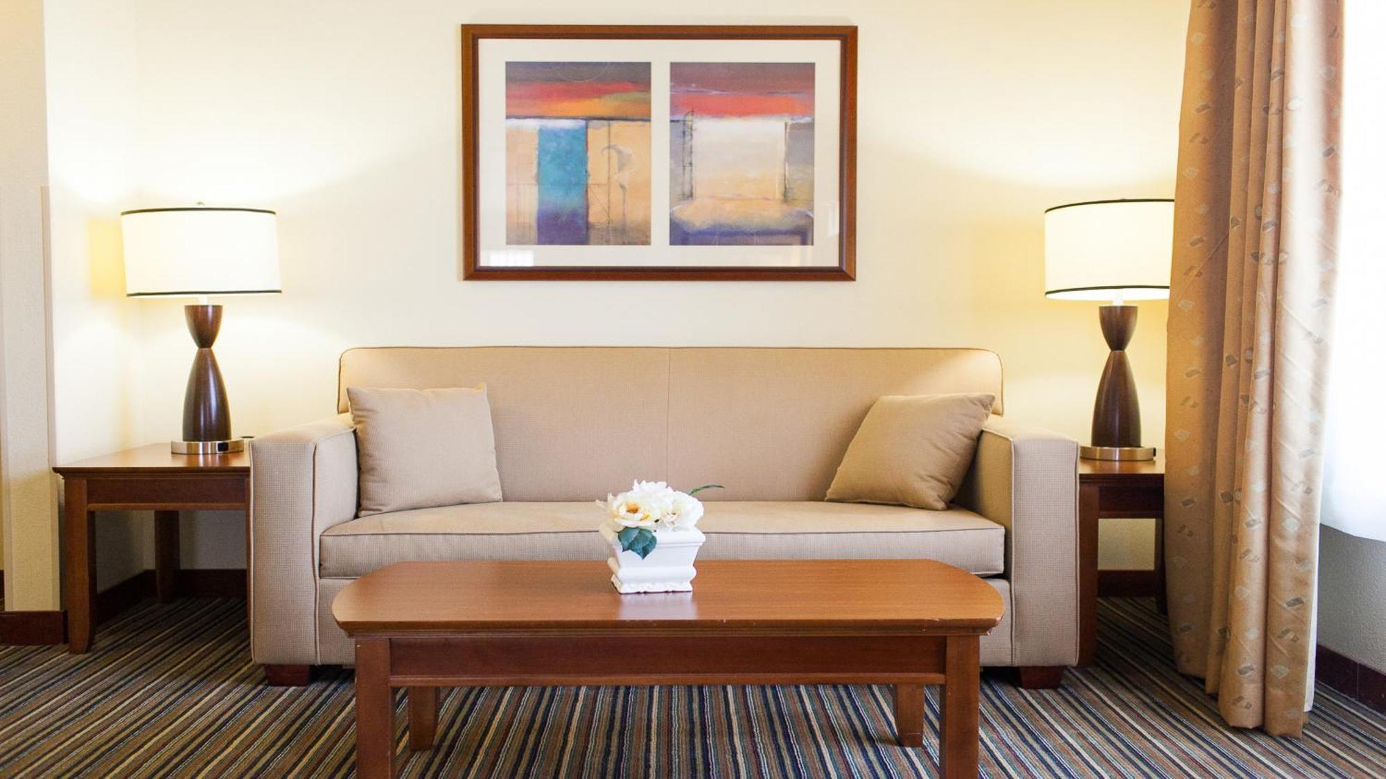 Holiday Inn Express Turlock By Ihg Экстерьер фото